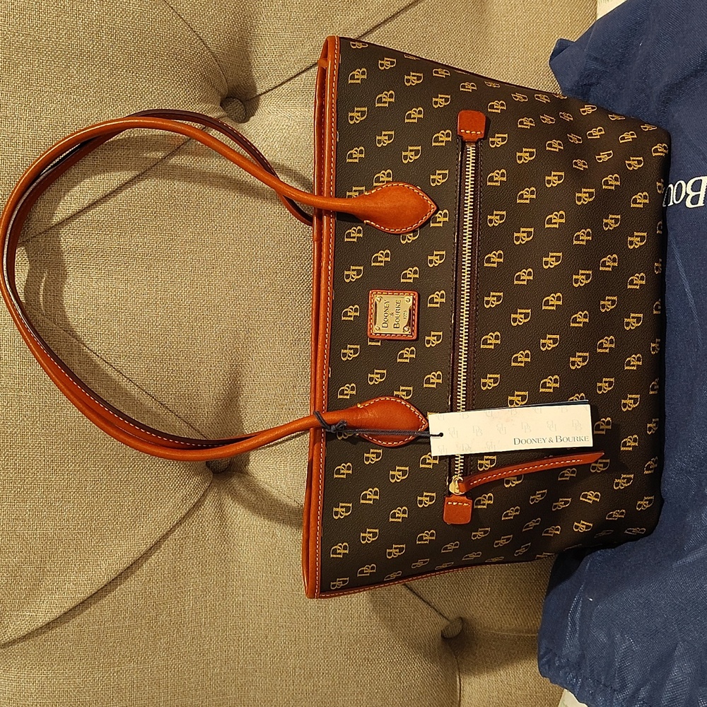 Dooney & Bourke Gretta Bag